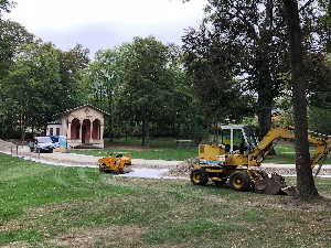 Beginn Bauarbeiten Anbau Teehuschen und Neugestaltung Park 